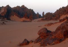 Ost-Sahara, Libyen: Große Expedition - Hier vermischen sich die Stein- und die Sandwüste